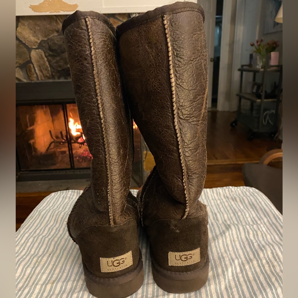 Ugg boots size 8 great condition